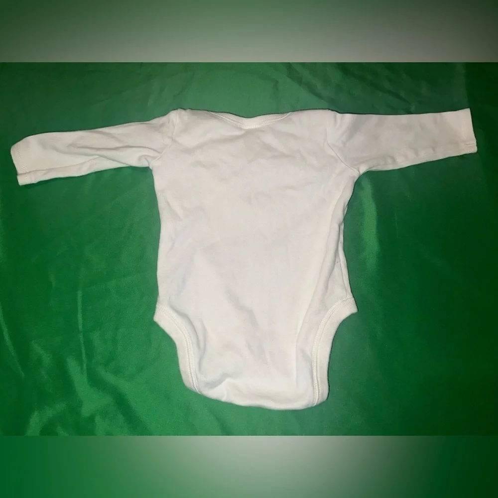 GAP charming white